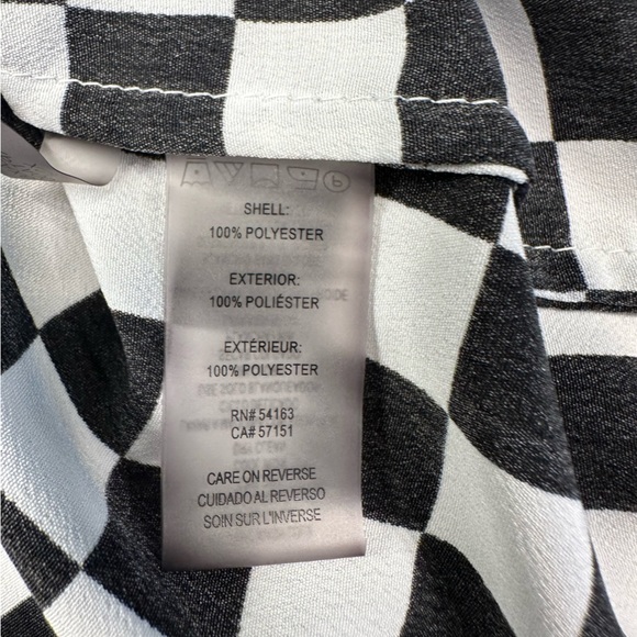 KARL LAGERFELD PARIS Black and White Checked Top size small - Picture 4 of 4